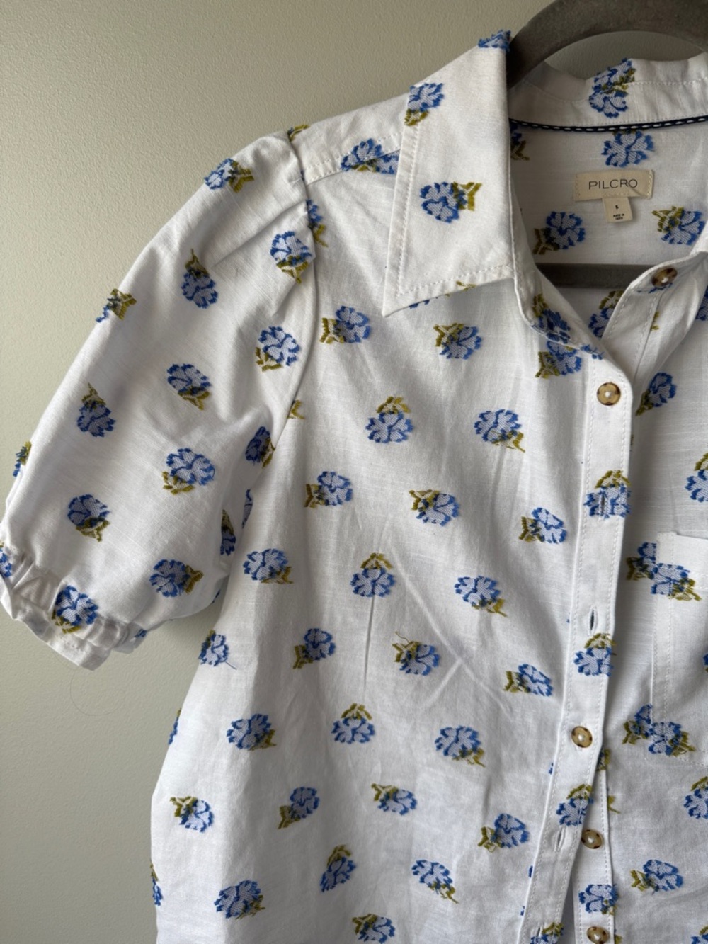 Pilcro Ally Puffy sleeve cotton blend textured floral size small